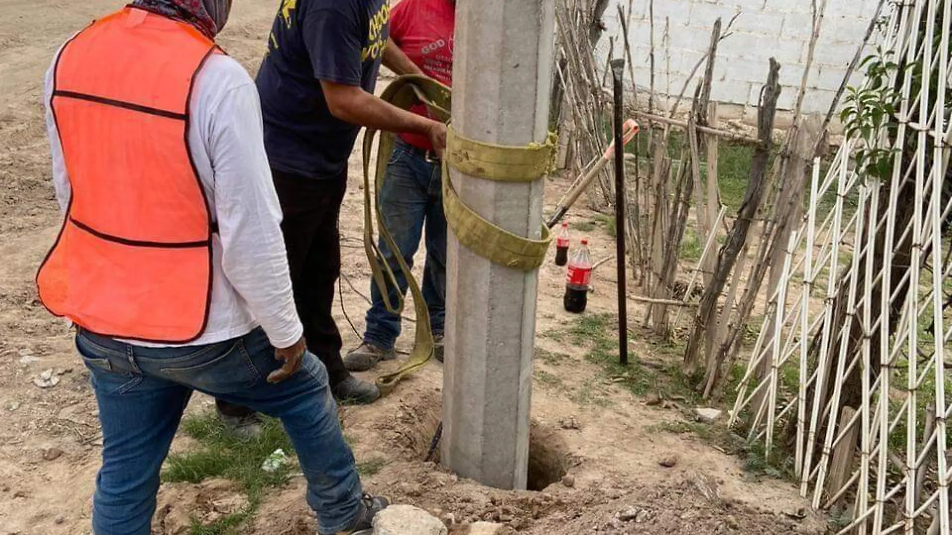 Llega la luz eléctrica a El Lucero